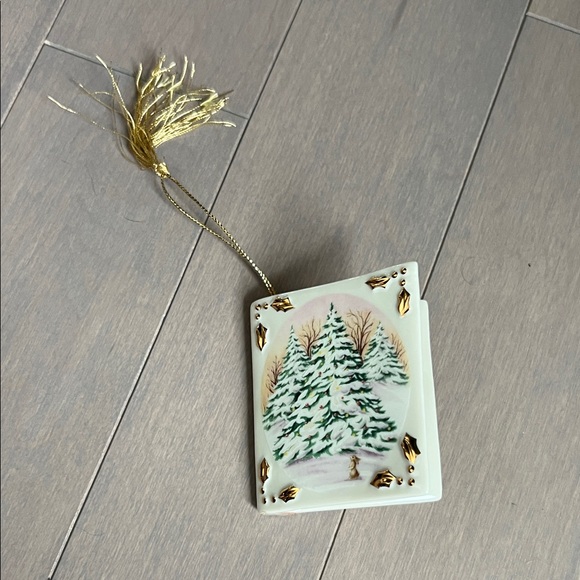 Lenox Christmas Card Ornament - 1st ornament in the Whispering Trees Series - Picture 5 of 6
